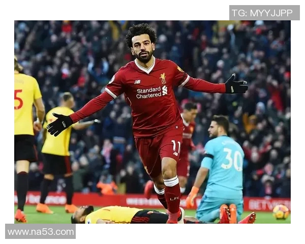 一号足球明星的传奇之路与辉煌成就全景回顾