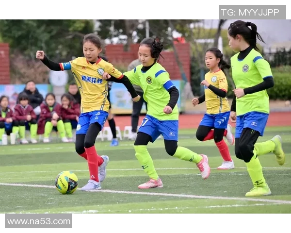 南京足球队的成长历程:从默默无闻到辉煌成就的奋斗故事 南京足球队的成长历程:从默默无闻到辉煌成就的奋斗故事