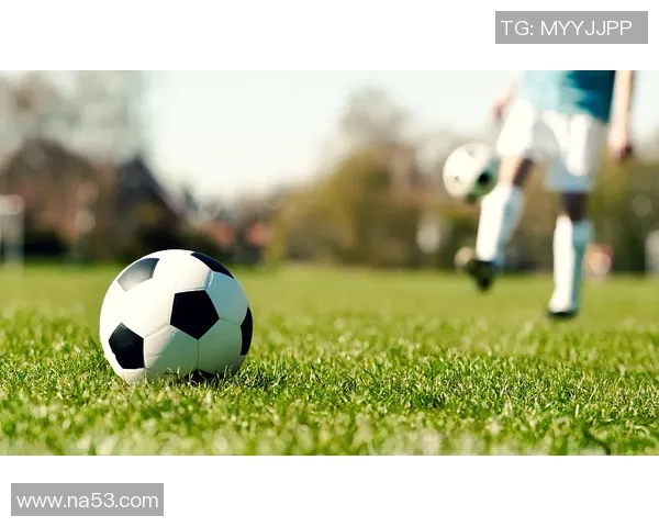 足球明星米奇的妈妈如何培养儿子走向辉煌足球之路的心路历程与教育智慧 足球明星米奇的妈妈如何培养儿子走向辉煌足球之路的心路历程与教育智慧