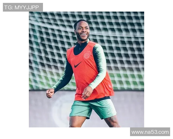 高冷女神与足球明星头像的完美结合展现独特魅力与个性风采 高冷女神与足球明星头像的完美结合展现独特魅力与个性风采